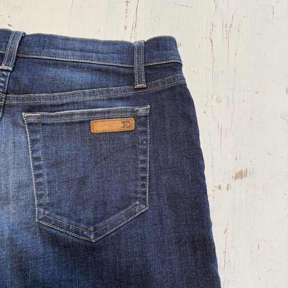 Joes Jeans The Monroe Mid Rise 7" Shorts Size 27 - Picture 3 of 9